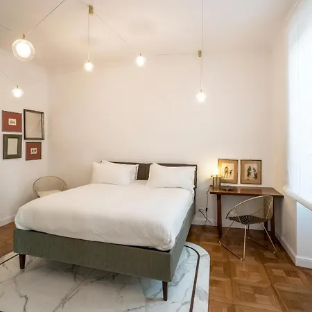 Apartment Casavignoni Elegant 3Br Home Near To Spanish Step