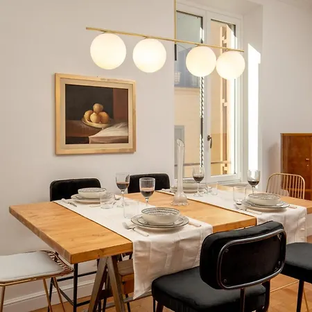 Casavignoni Luxury Apartment Near To Spanish Step Rome