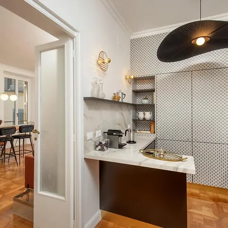 Casavignoni Luxury Apartment Near To Spanish Step