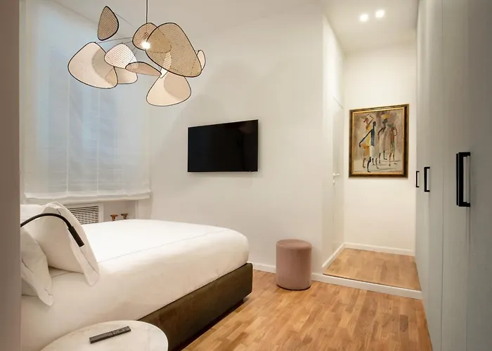 Apartment Casavignoni Elegant 3Br Home Near To Spanish Step