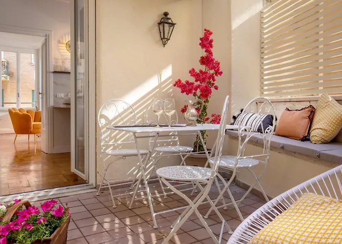 Casavignoni Elegant 3Br Home Near To Spanish Step Apartment