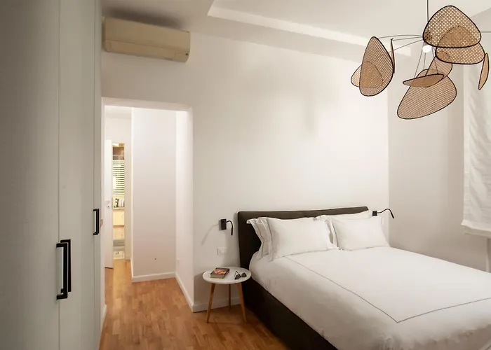 Apartment Casavignoni Elegant 3Br Home Near To Spanish Step Rome