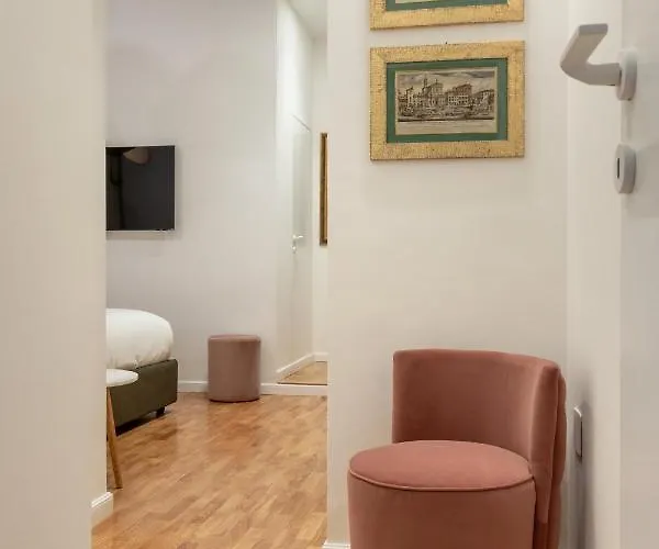 Casavignoni Elegant 3Br Home Near To Spanish Step