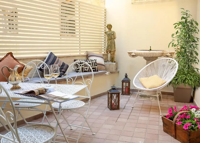 Apartment Casavignoni Elegant 3Br Home Near To Spanish Step Rome