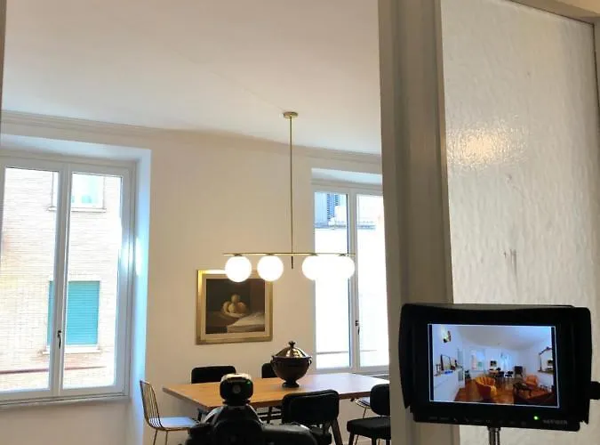 Apartment Casavignoni Elegant 3Br Home Near To Spanish Step