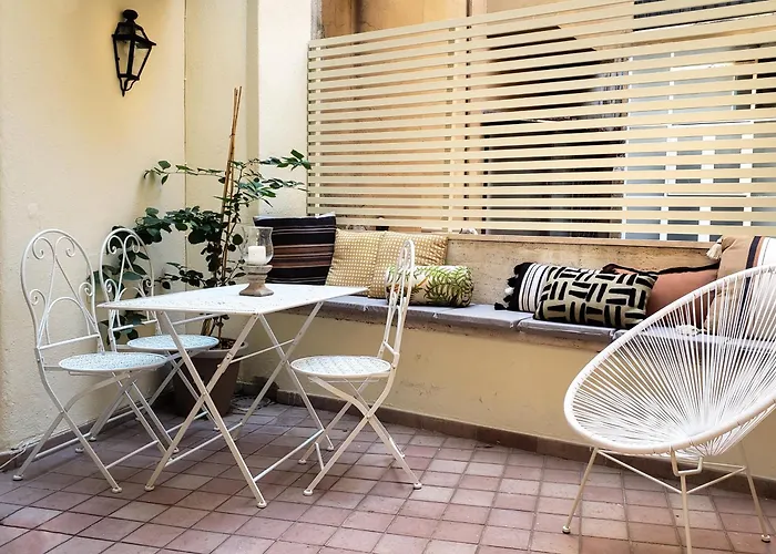 Apartment Casavignoni Elegant 3Br Home Near To Spanish Step